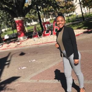 Meet your Posher, Eboni